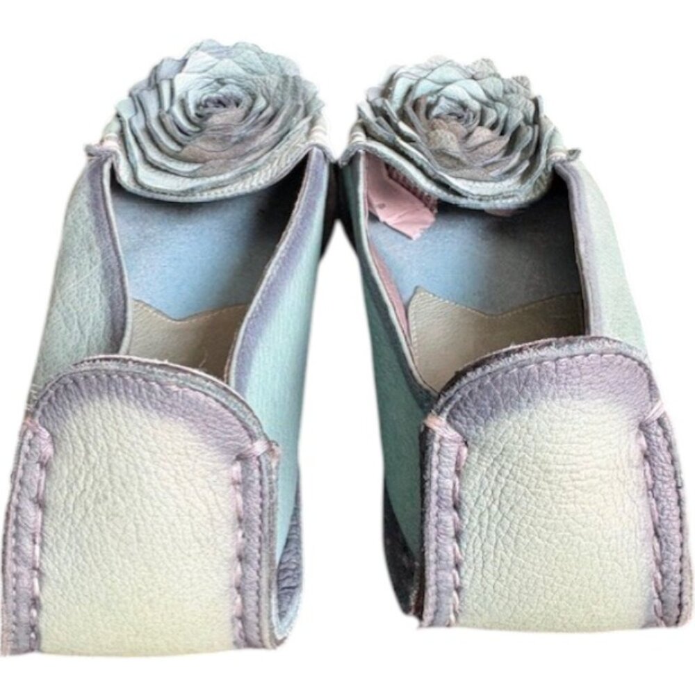 Women’s Mint Leather Floral Slip-On Flats - Picture 6 of 10